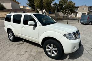 Nissan Pathifinder 2.5 dci sport