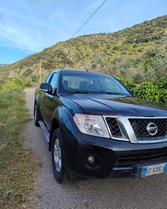 NISSAN NAVARA D40 