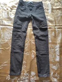 Jeans Cargo Skynny Bershka