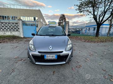 Renault Clio 1.2 16V 5 porte Luxe