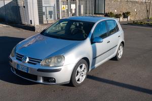 golf 5 1.9 TDI 105 CV full optional 
