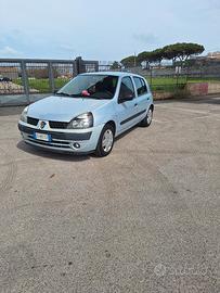 clio II 1.2 75CV
