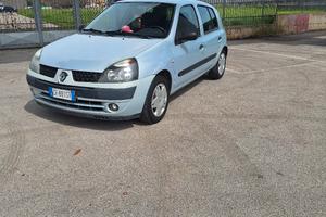 clio II 1.2 75CV