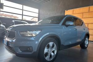 Volvo XC40 B4 AWD Geartronic Momentum Pro