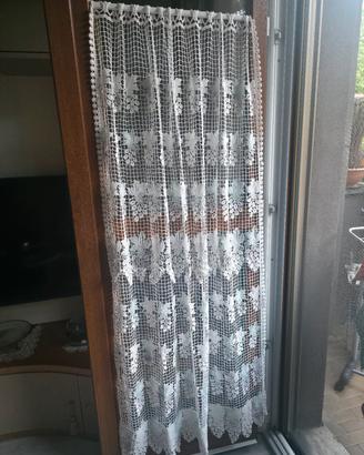 Tenda a vetro in pizzo filet  commotivi d'uva