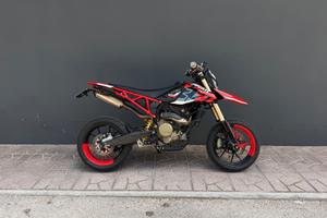 Ducati Hypermotard 698