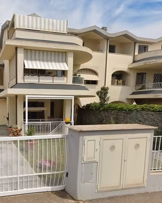 Grosseto appartamento terrazze abitabili