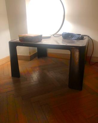 Tavolino design b&b italia