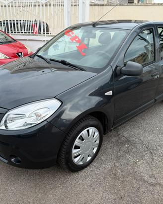 Dacia Sandero 1.4 8V GPL Ambiance
