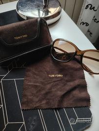 occhiali da sole Tom Ford modello Jennifer FT008