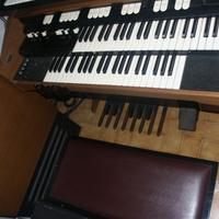 Hammond L122 S    con Leslie