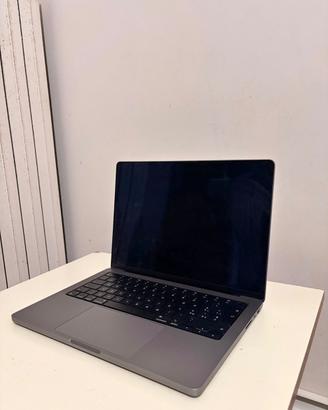 MacBook Pro 14” M2 Pro – 16 GB RAM / 512 GB SSD