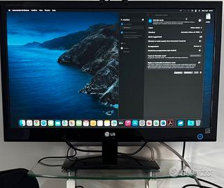 Monitor 23” LG Cinema + accessori