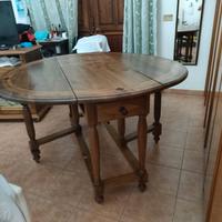 tavolo in massello fatto a mano 