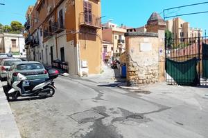 2 LOCALI A PALERMO