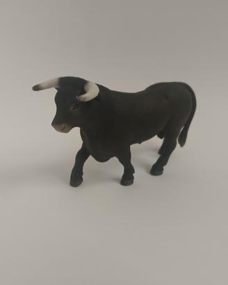 Toro Nero della linea Schleich Farm World