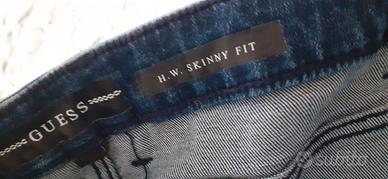 JEANS GUESS- H. W. SKINNT FIT-