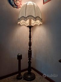 Lampada da terra vintage con posacenere