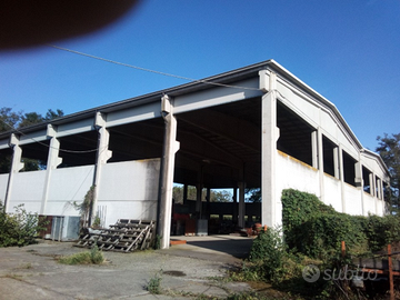 Capannoni industriali