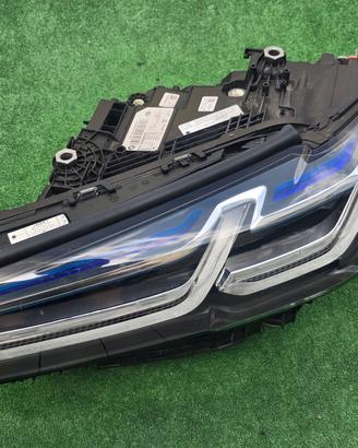 BMW 5 V G30 G31 Restyling LASER Faro Fanale Sinist