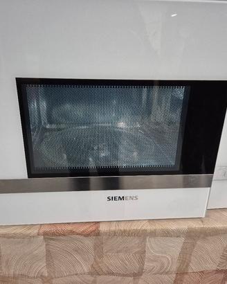 forno a microonde 