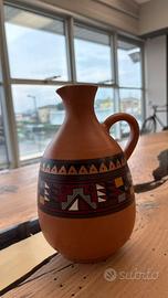 Anfora in terra cotta decorata - stile etnico