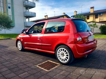 Renault Clio RS 172 CV anno 2002 