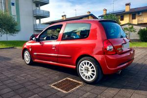 Renault Clio RS 172 CV anno 2002 