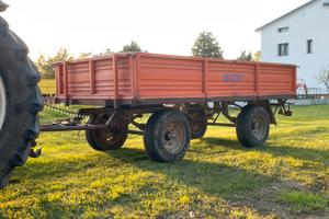 Rimorchio agricolo F.lli Pradella Targato