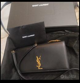 YSL Saint Laurent Cassandre custodia smartphone in