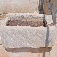 fioriere in pietra leccese