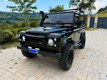 Land Rover Defender 90 TD5 All Black