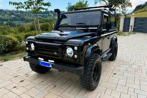 Land Rover Defender 90 TD5 All Black
