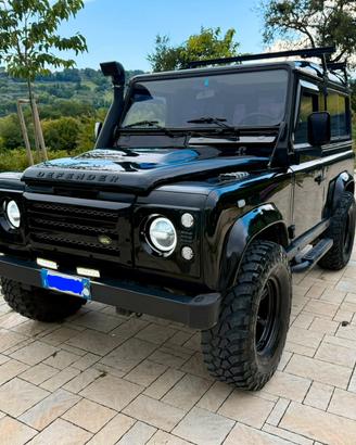 Land Rover Defender 90 TD5 All Black