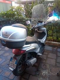 Piaggio Beverly 250