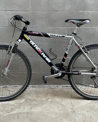 Mountain bike Black Rain TBK 648 telaio in allu
