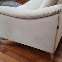  due divani, nuovi mai usati