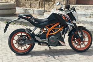KTM Duke 390 2016 - Motore da rivedere / Ricambi