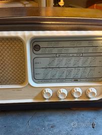 Radio vintage Damaiter M802 a valvole anni ’50