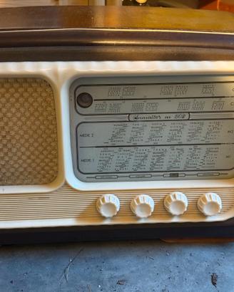 Radio vintage Damaiter M802 a valvole anni ’50