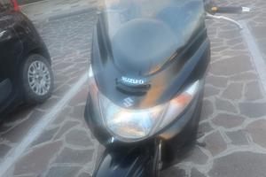 Suzuki Burgman 400