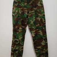 pantalone cargo colore militare 