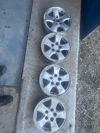 4 cerchi terius  da 15