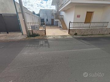 Appartamento con ampio cortile:PREZZO INTERESSANTE