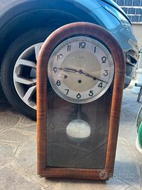 Orologio a muro antico