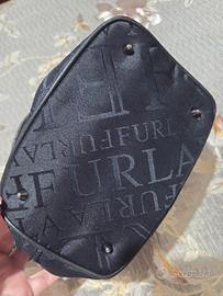 Borsa Furla in tessuto nera
