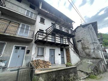 Casa indipendente di 111 m² con 2 locali a Forcola