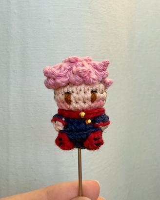Mini amigurumi Itadori Yuji - Jujutsu Kaisen