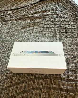 Iphone 5 bianco. Vintage. Offrite voi