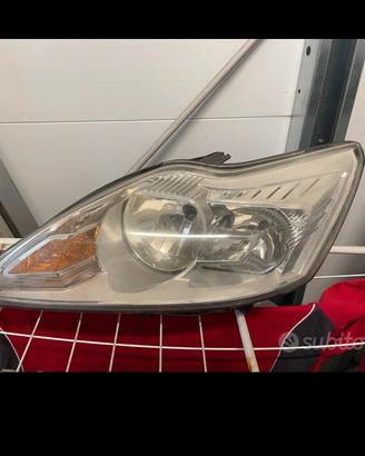faro sinistro Ford Focus 